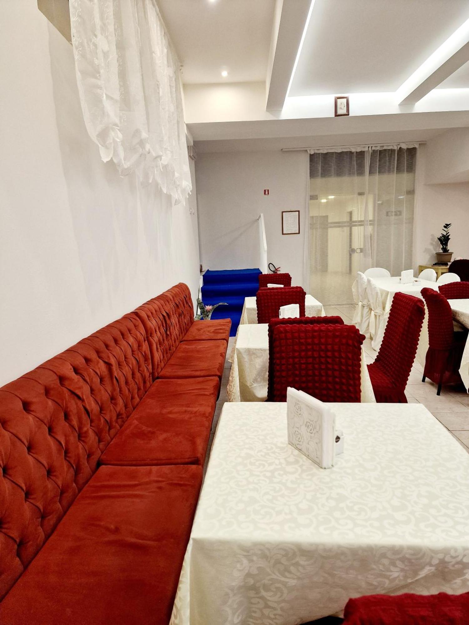 Hotel Firenze 2000 Екстер'єр фото