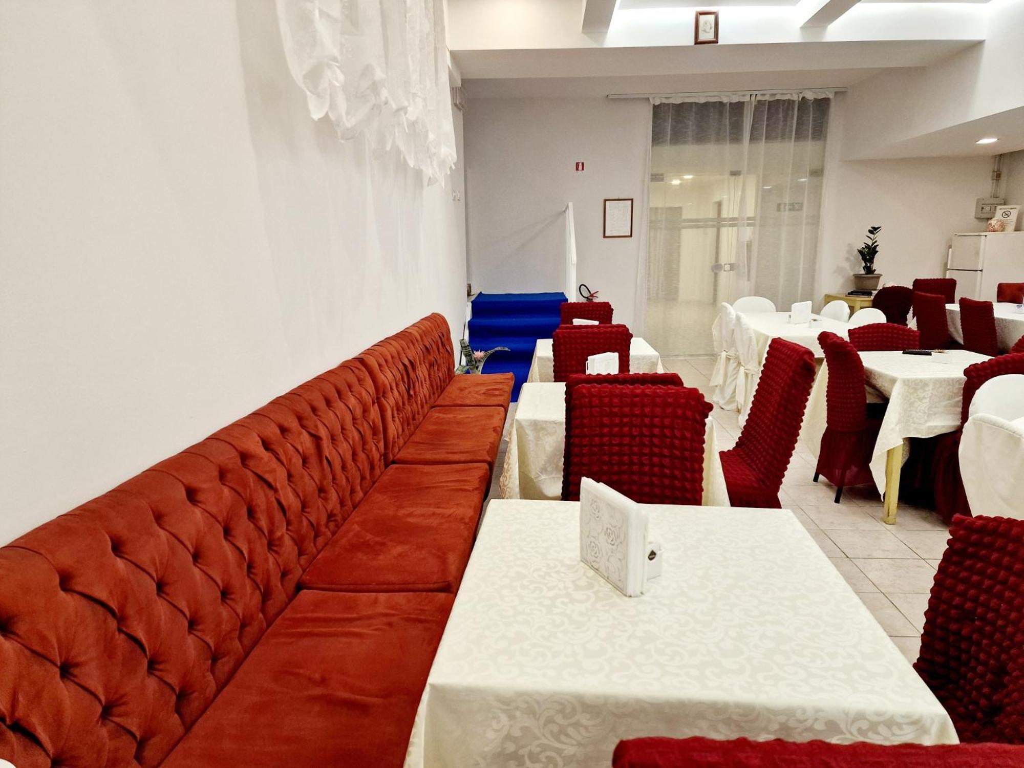 Hotel Firenze 2000 Екстер'єр фото