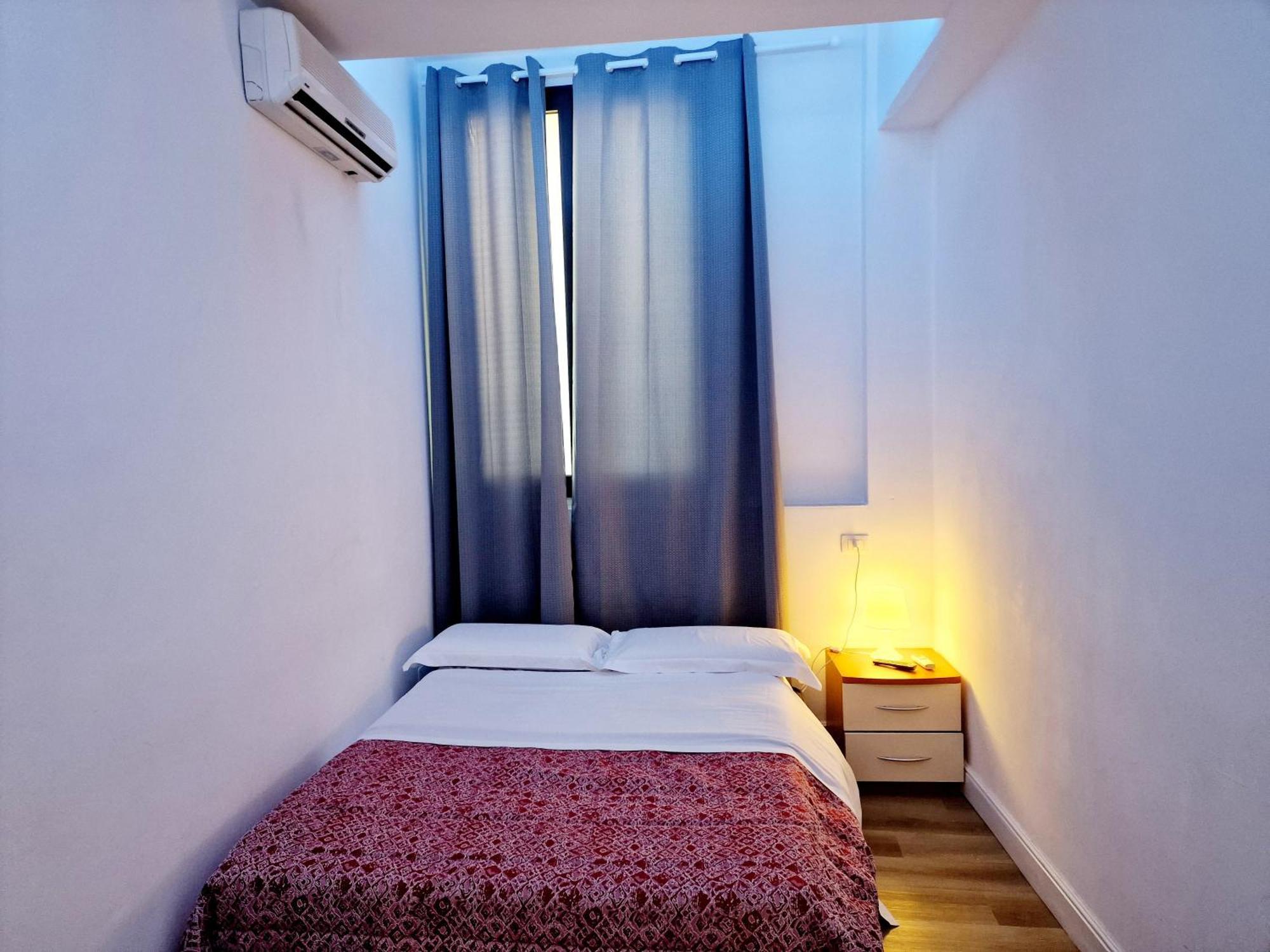 Hotel Firenze 2000 Екстер'єр фото