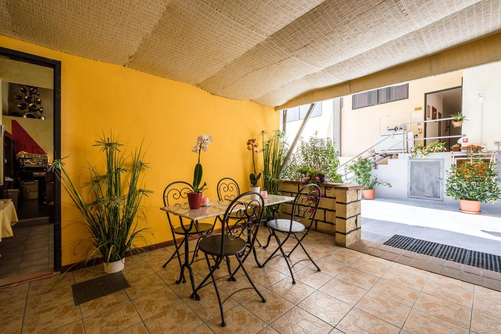 Hotel Firenze 2000 Екстер'єр фото