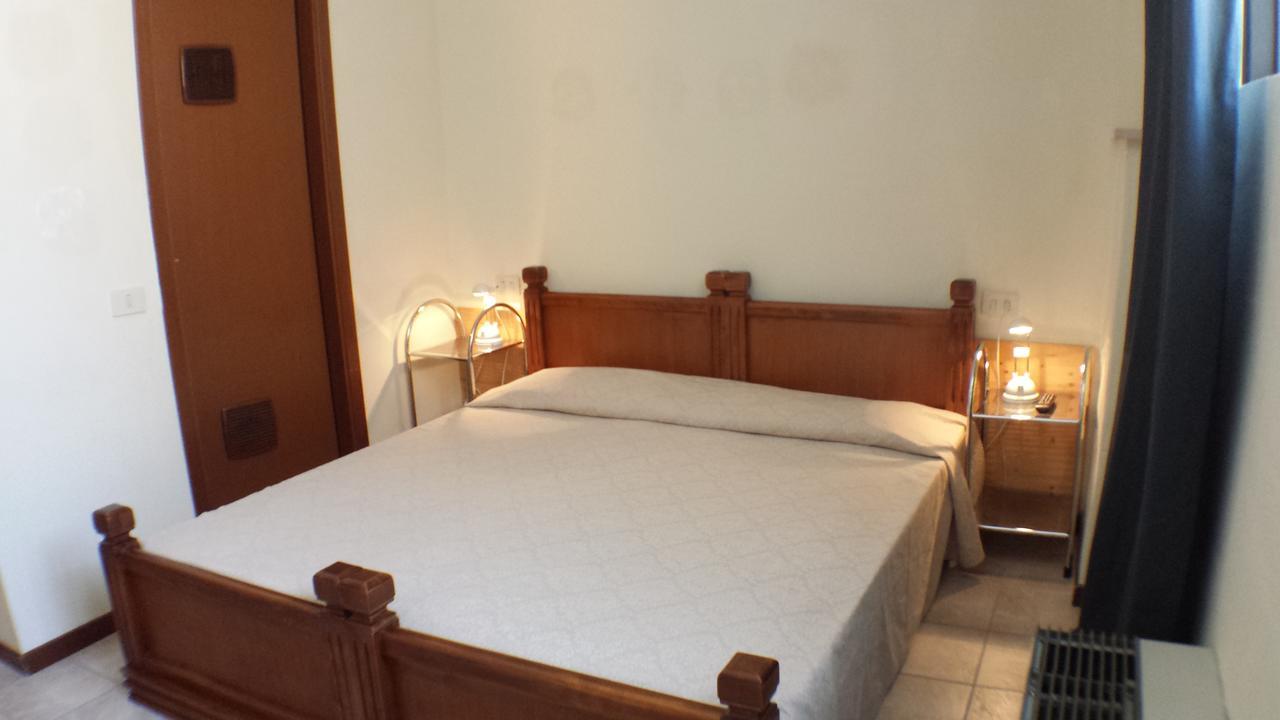 Hotel Firenze 2000 Екстер'єр фото